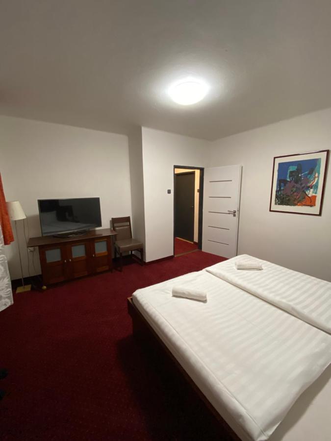 Hotel Houstka Brandýs nad Labem-Stará Boleslav Eksteriør bilde